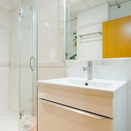 Moderno Estudio Junto Al Rio * Seville
